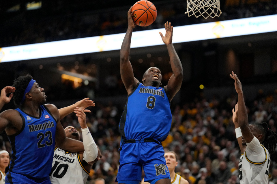 <strong>Memphis' David Jones (8) heads to the basket against Missouri on Friday, Nov. 10, 2023, in Columbia, Mo.</strong> <strong>Jones finished with 10 points and 10 rebounds in the Memphis comeback win.</strong> (AP Photo/Jeff Roberson)