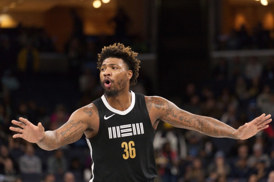 <strong>Memphis Grizzlies guard Marcus Smart twisted his ankle in the game against Los Angeles Tuesday, Nov. 14.</strong> (Nikki Boertman/AP file)