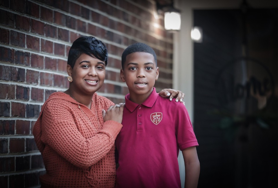 <strong>Arieale Munson and her son, Steven Cole Jr., were Shelby County&rsquo;s first recipients for state-funded private school vouchers.</strong> (Patrick Lantrip/The Daily Memphian)