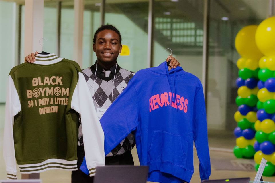 <strong>Jadarreko Austin marketed his Intrepid Fashion wares at LITE Memphis&rsquo; Fall Pitch Night 2022.</strong> (Submitted)