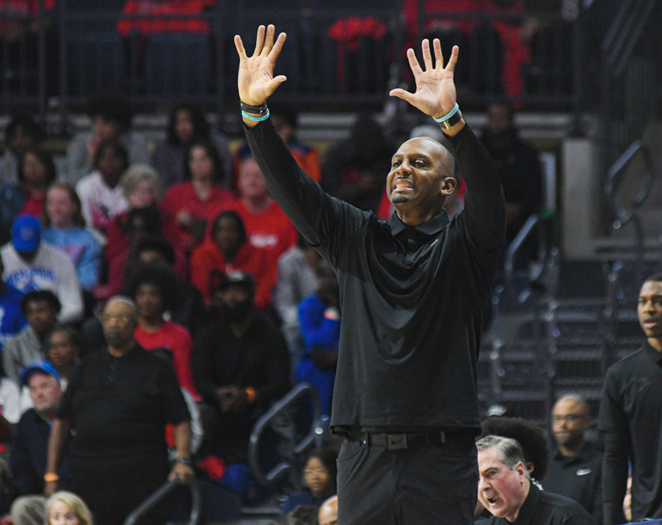 <strong>Memphis Tigers head coach Penny Hardaway signals against Ole Miss Rebels at the Sandy and John Black Pavilion at Ole Miss on Saturday, Dec. 2.</strong> (Bruce Newman/Special to The Daily Memphian)