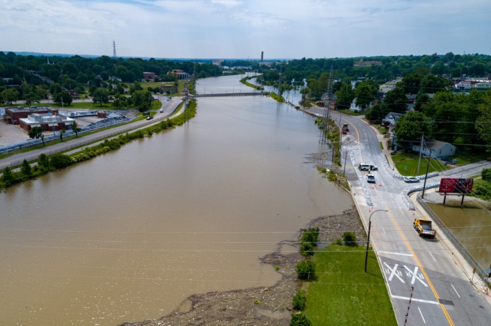 <strong>The River Des Peres flows out of its banks in south St. Louis on June 4, 2019.</strong>&nbsp;(Credit: Brent Jones, St. Louis Public Radio)