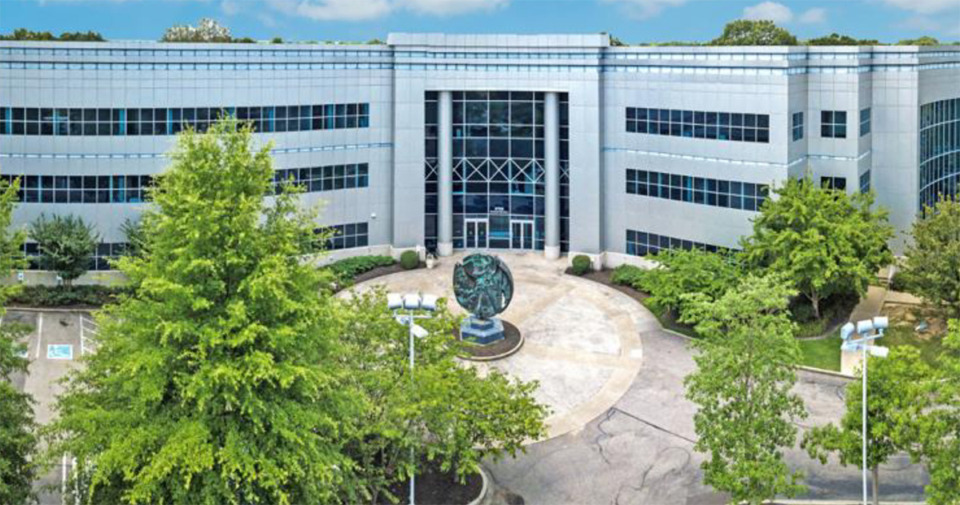 <strong>The Class A office building at 3725 Champion Hills Drive was sold to Boulle Enterprises LLC on Thursday, Dec. 21.&nbsp;</strong>(Courtesy Cushman &amp; Wakefield)