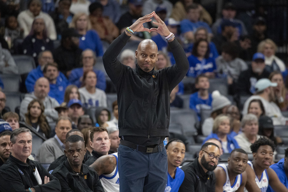 <strong>Memphis coach Penny Hardaway gestures to the team during the second half of an NCAA college basketball game against Austin Peay on Dec. 30, 2023, in Memphis.</strong> (Nikki Boertman/AP photo file)