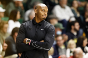 <strong>Memphis head coach Penny Hardaway reacts after a turnover during the second half of a game against UAB, Sunday, Jan. 28, in Birmingham, Ala.</strong> (Butch Dill/AP Photo)