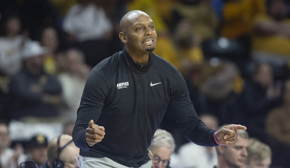 <strong>Are Memphis coach Penny Hardaway&rsquo;s Tigers NIT-bound? Hardaway directs his team during the first half of an NCAA college basketball game, Sunday, Jan. 14, 2024, in Wichita, Kan.</strong> (Travis Heying/The Wichita Eagle via AP)