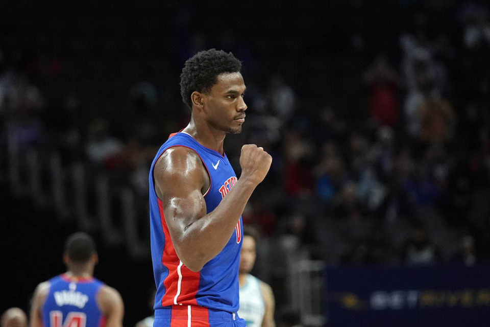 <strong>Detroit Pistons center Jalen Duren pumps his fist in the closing minute of the second half of an NBA basketball game against the Charlotte Hornets, Wednesday, Jan. 24, 2024, in Detroit.</strong> (Carlos Osorio/AP Photo)