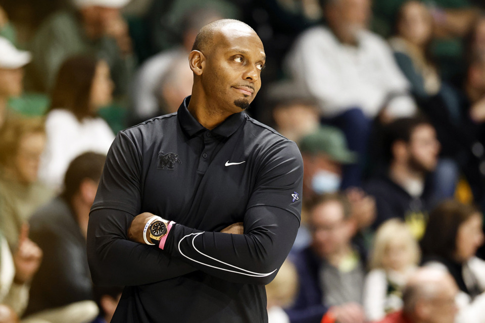 <strong>Memphis head coach Penny Hardaway reacts after a turnover during the second half of a game against UAB, Sunday, Jan. 28, 2024, in Birmingham, Ala.</strong> (Butch Dill/AP Photo)