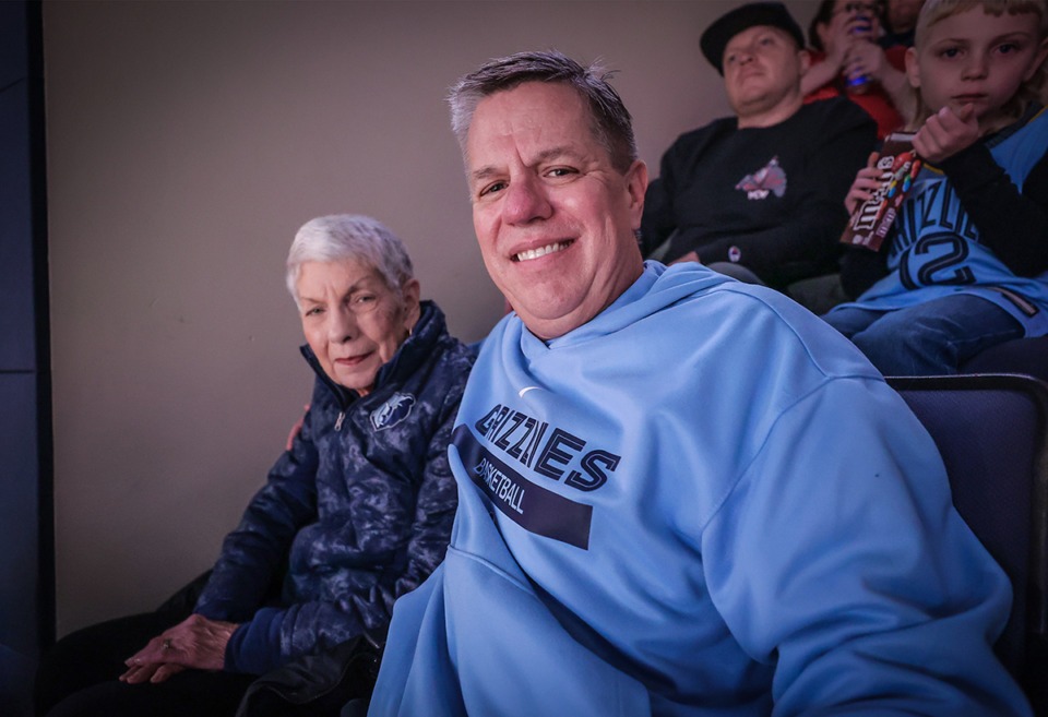 <strong>Chuck Gallina and his mother, Barbara, enjoy a Memphis Grizzlies game against the Chicago Bulls Feb. 8, 2024.</strong> (Patrick Lantrip/The Daily Memphian)