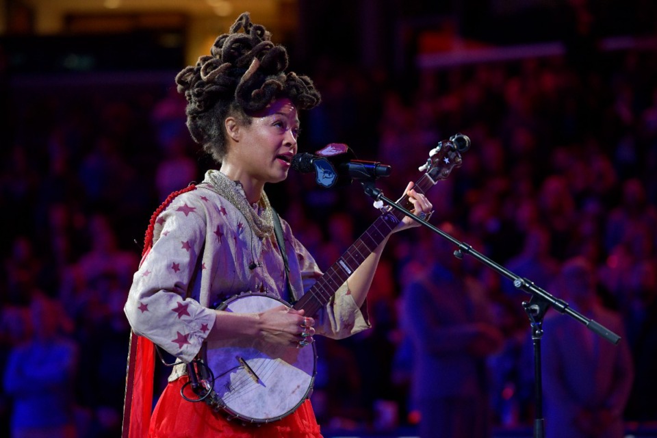 <strong>In a PSA for Power to the Patients, Memphis singer-songwriter&nbsp;Valerie June joins fellow Tennessee artist Jelly Roll and Grammy-winning country singer Lainey Wilson to advocate for transparency in health care pricing.</strong> (AP Photo/Brandon Dill)