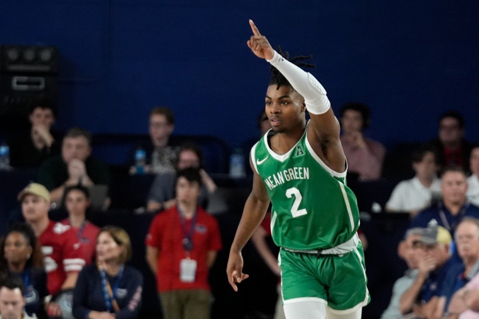 <strong>North Texas guard Jason Edwards, a 6-foot guard and the team&rsquo;s leading scorer at 18 points per game, connects on 35.4% of his shots from distance on 6.9 attempts per game.</strong> (Wilfredo Lee/AP file)