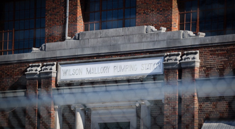 <strong>MLGW's Wilson Mallory Pumping Station operates in Midtown Dec. 24, 2022.</strong> (Patrick Lantrip/The Daily Memphian file)