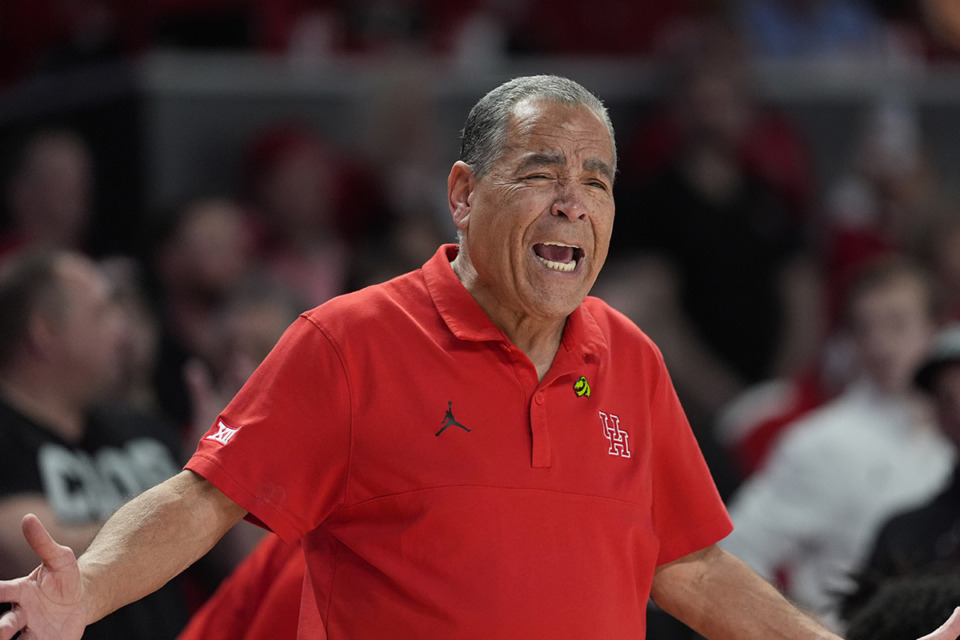 <strong>Houston is Parth Upadhyaya's newest No. 1 basketball team. Houston coach Kelvin Sampson yells to his players during the first half of an NCAA college basketball game against Iowa State Monday, Feb. 19, 2024, in Houston.</strong> (David J. Phillip/AP Photo)
