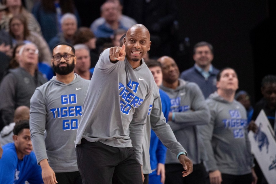 <strong>&ldquo;We came out to play today,&rdquo;&nbsp;Memphis head coach Penny Hardaway said. &ldquo;We looked like a Top 10 team today.&rdquo;</strong> (Nikki Boertman/AP file)