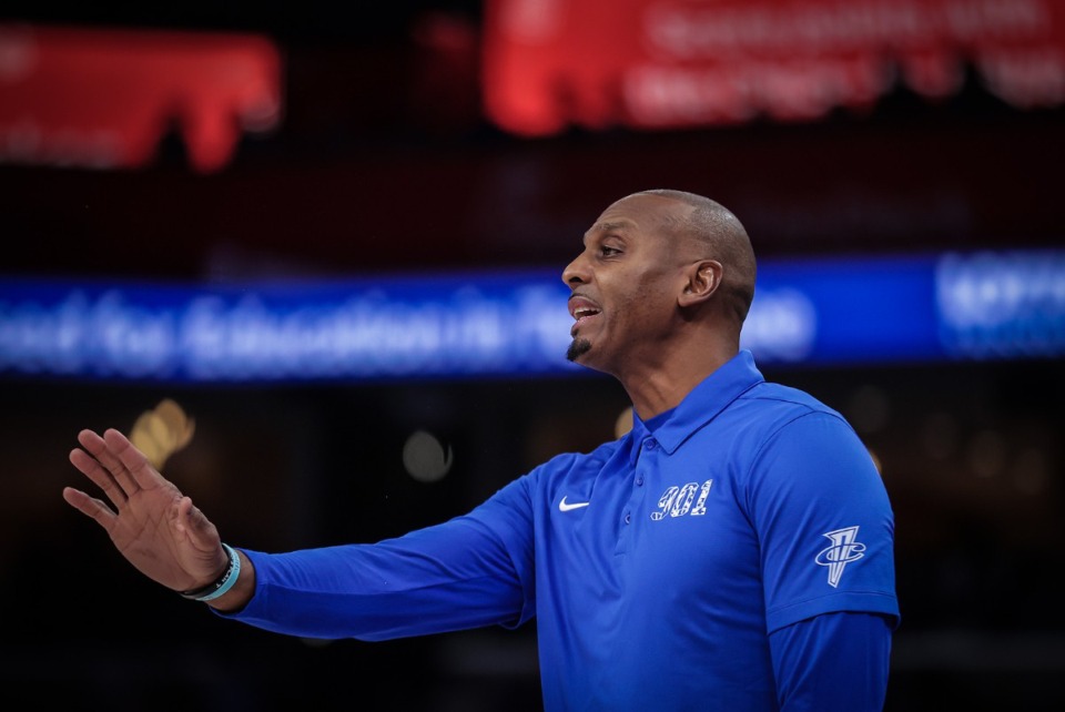 <strong>University of Memphis coach Penny Hardaway tries to slow his team down during a March 3, 2024 game.</strong> (Patrick Lantrip/The Daily Memphian)