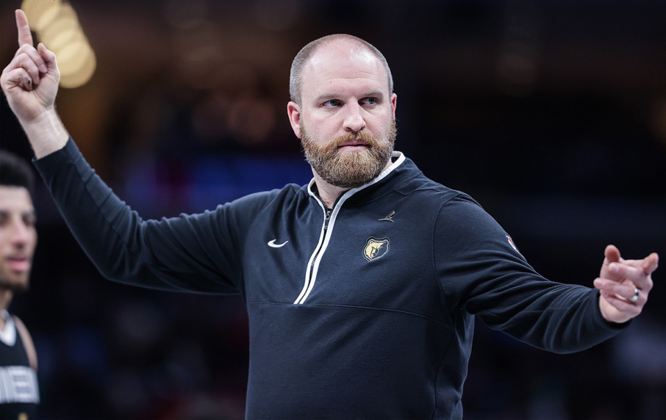 <strong>Memphis Grizzlies coach Taylor Jenkins motions to his team during a Feb. 8 game against the Chicago Bulls.</strong> (Patrick Lantrip/The Daily Memphian)