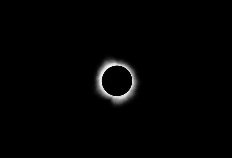<strong>Totality is achieved in Sikeston, Missouri, on April 8, 2024.</strong> (Patrick Lantrip/The Daily Memphian)