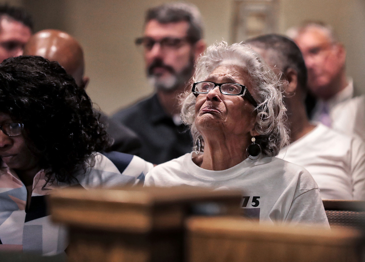 <strong>Louise Vassar weeps as she listens to a list of evidence against Sherra Wright, who pleaded guilty in Judge Lee Coffee's court on July 25, 2019,&nbsp;</strong><strong><span class="s1">to the&nbsp;charge of facilitation of first-degree murder in the 2010 death of her ex-husband, Lorenzen Wright,&nbsp;Vassar's grandson</span></strong><strong>.</strong> (Jim Weber/Daily Memphian)