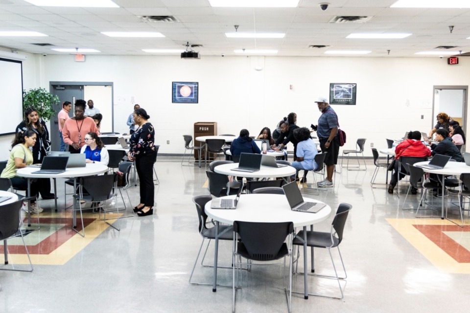 <strong>Students and parents received help during the 901 FAFSA workshop put on by Memphis Shelby County Schools and Tennessee College of Applied Technology April 16.</strong> (Brad Vest/Special to The Daily Memphian)