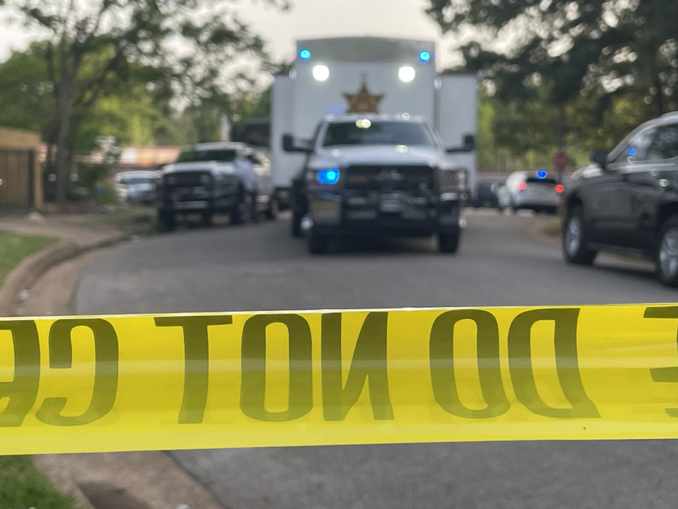 <strong>The Shelby County Sheriff&rsquo;s Office was on the scene of a shooting that occurred Friday in the 3100 block of Barron Avenue near Orange Mound on April 26.</strong>&nbsp;(Julia Baker/The Daily Memphian)