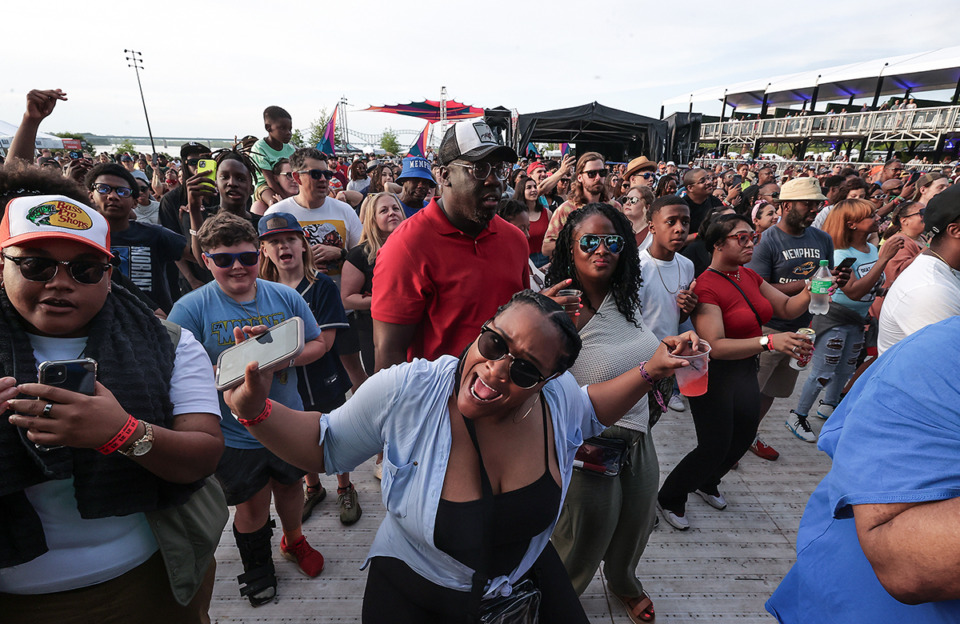 <strong>Fans dance to Tobe Nwigwe at the inaugural Riverbeat Festival May 4, 2024.</strong> (Patrick Lantrip/The Daily Memphian)