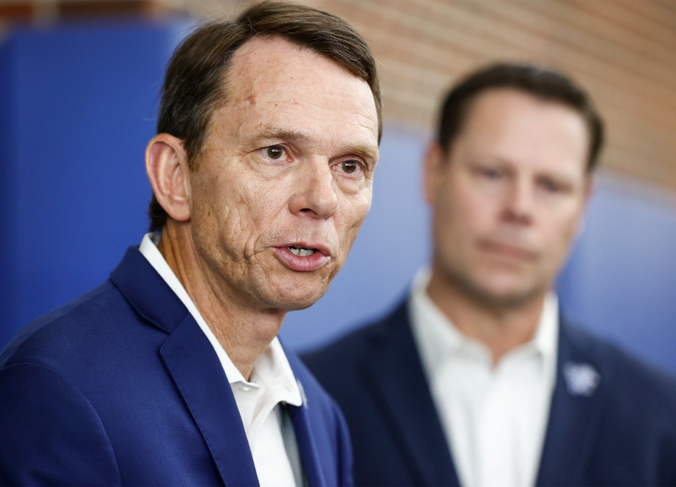 <strong>In addition to Parker Executive Search&rsquo;s involvement, Memphis has assembled a six-person advisory committee to assist University of Memphis President Bill Hardgrave (left) in the search.&nbsp; Former athletic director Laird Veatch is at right.</strong> (Mark Weber/The Daily Memphian file)