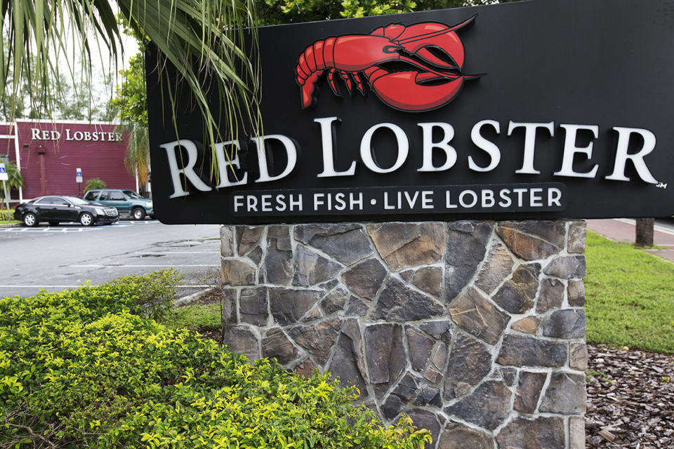 <strong>It was announced the week of May 13 dozens of Red Lobster locations across the U.S. are now on the chopping block.</strong> (Wilfredo Lee/AP file)