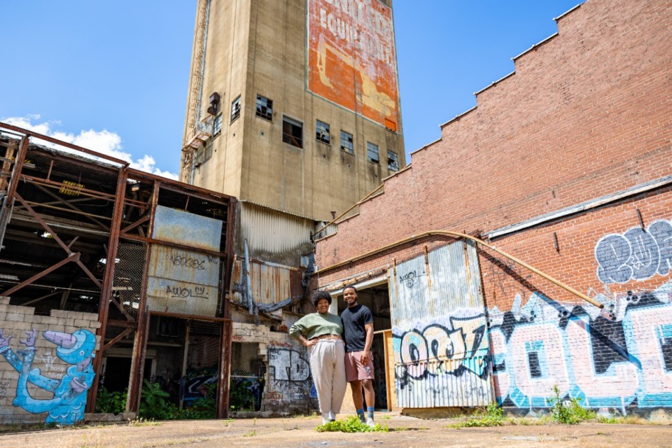 <strong>Victoria Jones (left) is executive director and Willie McDonald is development director of Tone Memphis, a nonprofit that co-owns the mixed-use development called Orange Mound Tower at 2205 Lamar Ave.</strong>&nbsp;(Benjamin Naylor/The Daily Memphian)