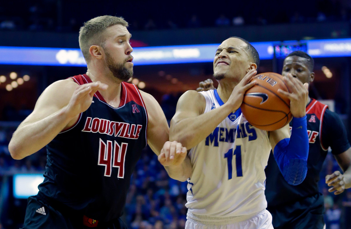 Louisville 'working really hard' to start series with Memphis basketball