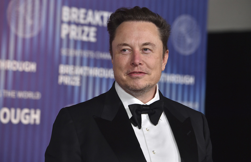 <strong>Elon Musk arrives at the tenth Breakthrough Prize Ceremony April 13 at the Academy Museum of Motion Pictures in Los Angeles.</strong> (Jordan Strauss/Invision/AP file)