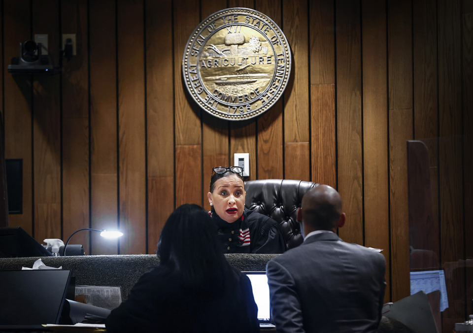 <strong>Judge Sheila B. Renfroe (in her courtroom at the Shelby County Criminal Justice Center)&nbsp;has been ordered to be removed from 28 cases she is presiding over amid allegations of bias.</strong> (Mark Weber/The Daily Memphian file)