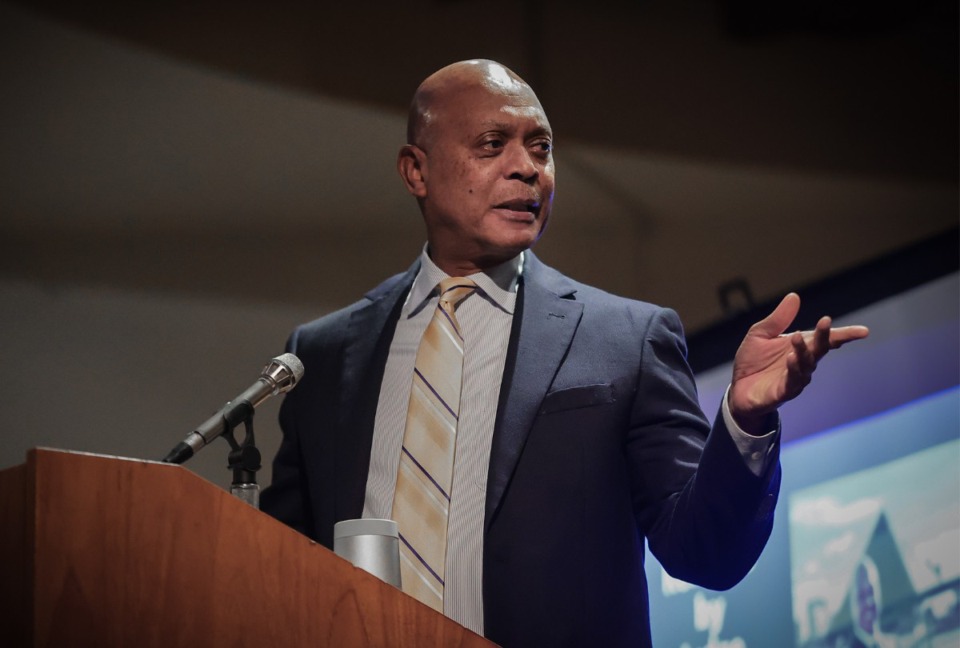 <strong>Judge Lee Wilson speaks at a drug court graduation at the Shelby County Criminal Justice Center on Aug. 30, 2023.</strong> (Patrick Lantrip/The Daily Memphian file)