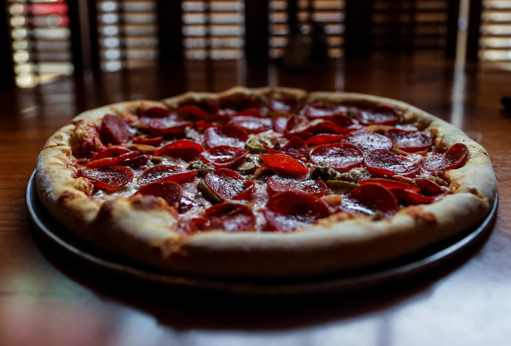 <strong>A spicy Italian pizza from Correale&rsquo;s Brooklyn Bridge Italian Restaurant.</strong>&nbsp;(Patrick Lantrip/The Daily Memphian)