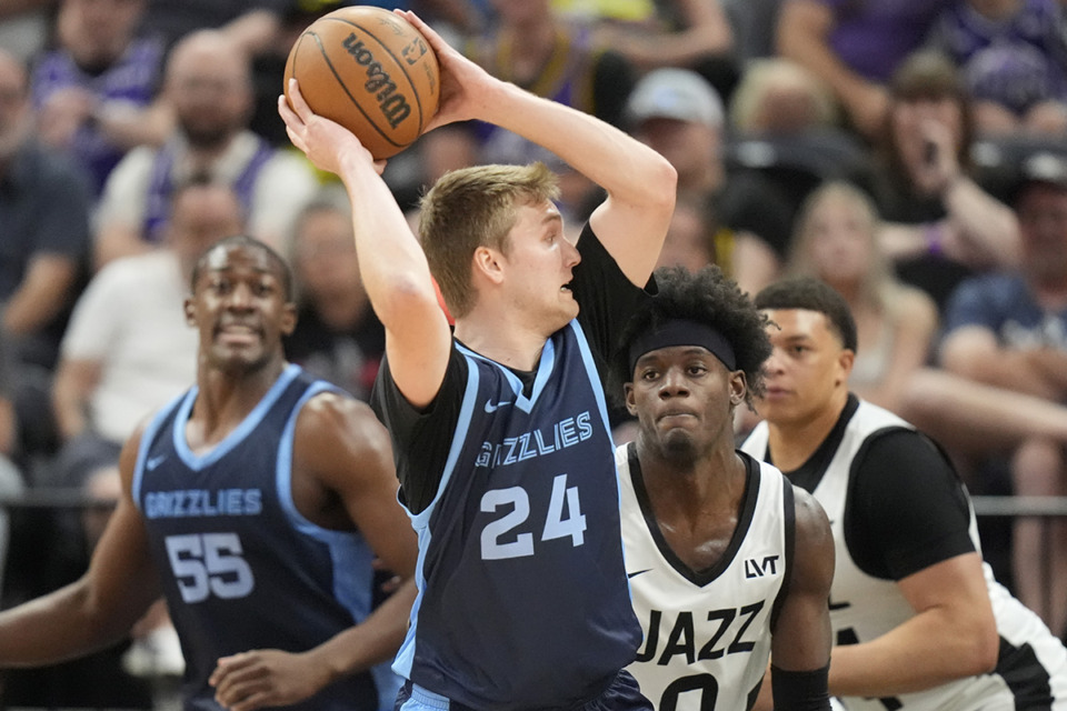 &ldquo;<strong>I would actually sacrifice my life to win a basketball game,&rdquo; said Memphis Grizzlies rookie Cam Spencer (24)</strong>. (Rick Bowmer/AP Photo)