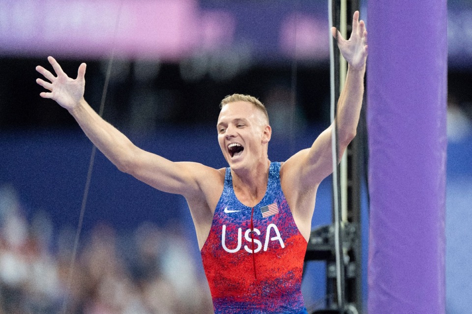 <strong>Sam Kendricks, of the United States, reacts after winning the silver medal in the men's pole vault at the 2024 Summer Olympics, Monday, Aug. 5, 2024, in Saint-Denis, France.</strong> (AP Photo/David Goldman)