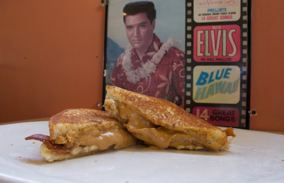 <strong>The Fried Peanut Butter n&rsquo; Banana Sandwich at The Arcade restaurant was an Elvis favorite that will have you &ldquo;all shook up.&rdquo;</strong> (Courtesy The Arcade)