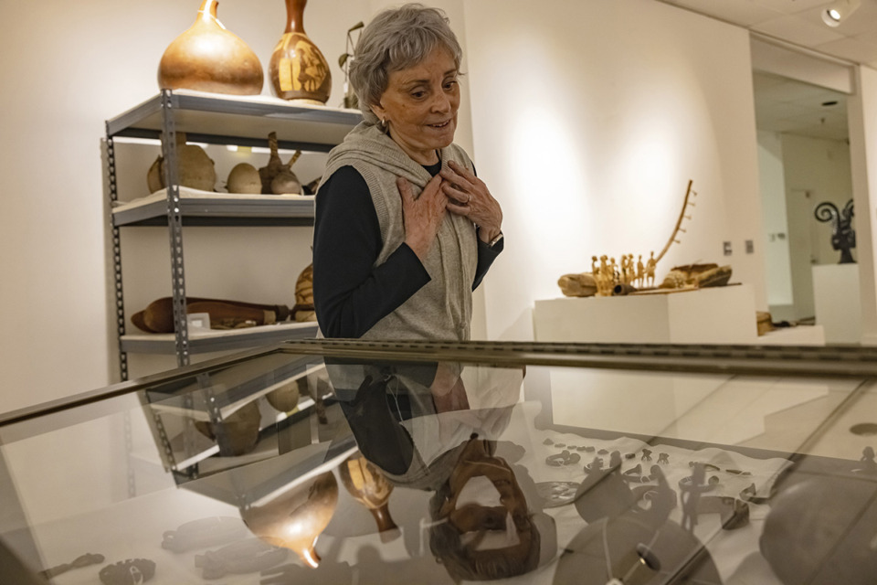 <strong>Art Museum of University of Memphis Director Leslie Luebbers discusses the collection of African art during the &ldquo;All of Africa&rdquo; exhibition on Thursday, August 15, 2024</strong> (Ziggy Mack/Special to The Daily Memphian)