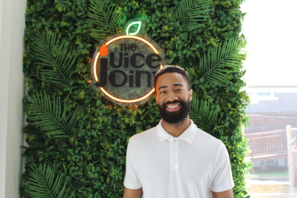 <strong>Darious Robertson owns The Juice Joint at 999 S. Cooper St.</strong> (Sophia Surrett/The Daily Memphian)