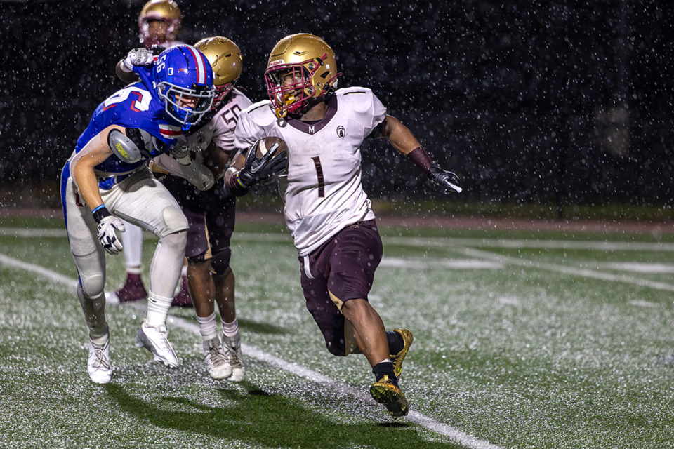 <strong>Rhyan Brown (1) of the Melrose Wildcats runs with the ball against the MUS Owls during the first half at Memphis University School on Friday, Aug. 30, 2024.</strong> (Wes Hale/Special to The Daily Memphian)