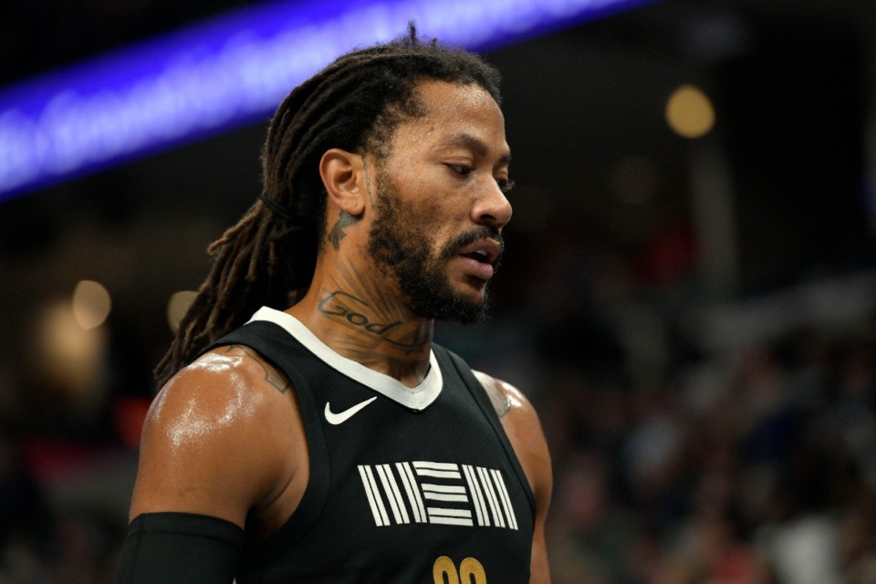 <strong>Memphis Grizzlies guard Derrick Rose (23) plays in the second half of an NBA basketball game against the Phoenix Suns Nov. 24, 2023, at FedExForum in Memphis.</strong> (Brandon Dill/AP Photo file)&nbsp;