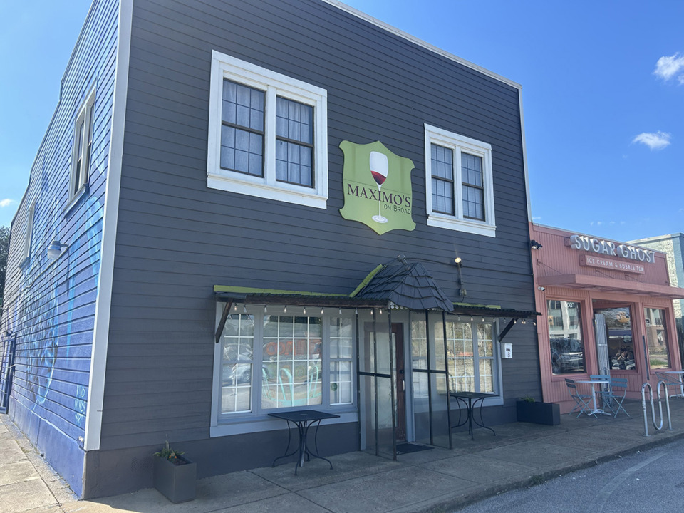 <strong>The former Maximo's on Broad space will be turned into Non-Vintage, a wine bar.</strong> (Sophia Surrett/The Daily Memphian)