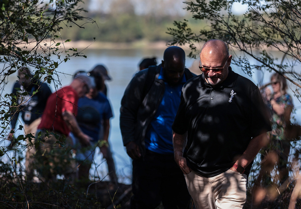 <strong>Art Davis leads a tour down to the Mississippi River near where Memphis River Parks Partnership is constructing a new flyway to view the river near Ashburn-Coppock Park Oct. 2.</strong> (Patrick Lantrip/The Daily Memphian)