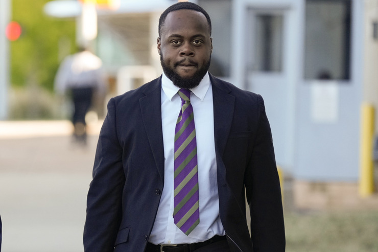 <strong>Tadarrius Bean, one of three former Memphis police officers charged in the 2023 fatal beating of Tyre Nichols, arrives at the federal courthouse for the day's proceedings Wednesday, Oct. 2, 2024, in Memphis.</strong> (George Walker IV/AP Photo)