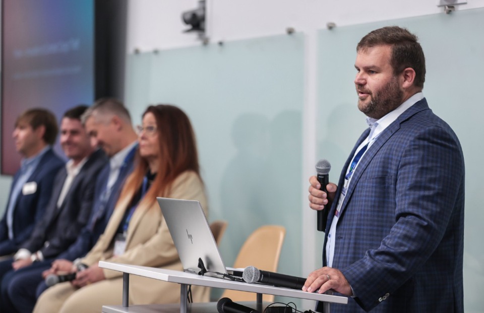 <strong>Andrew Hooser moderates a panel on combatting cargo theft Wednesday at the Memphis Logistics Summit.&nbsp;&ldquo;Memphis is really where a lot of cargo originates and terminates,&rdquo; said Hooser, founder and president of Blue Current, a logistics analytics firm. &ldquo;There&rsquo;s a huge amount of volume and a huge amount of opportunity.&rdquo;</strong> (Patrick Lantrip/The Daily Memphian)