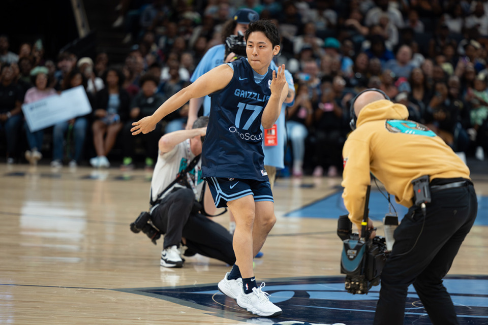 <strong>Memphis Grizzlies guard Yuki Kawamura does the griddy at the team's open practice on Sunday, Oct. 6, at FedExForum.</strong> (Wes Hale/Special to The Daily Memphian)