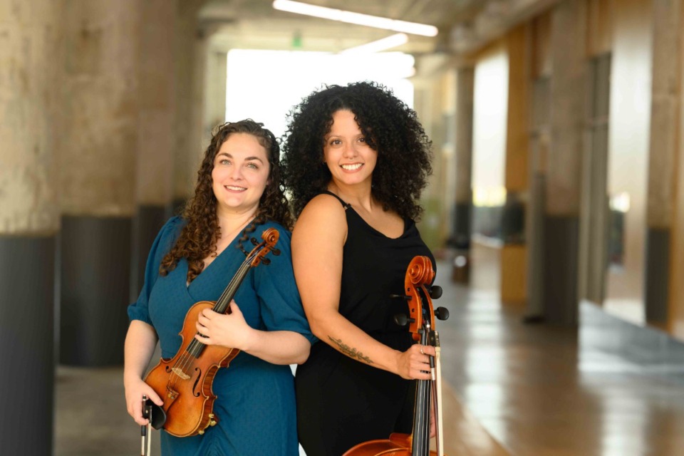 <strong>Gabriela Fogo (left) and Roberta dos Santos, who were college classmates in S&atilde;o Paulo, Brazil, are the newest Iris Artist Felllows.</strong> (Wendy Adams Photography/Courtesy Iris)