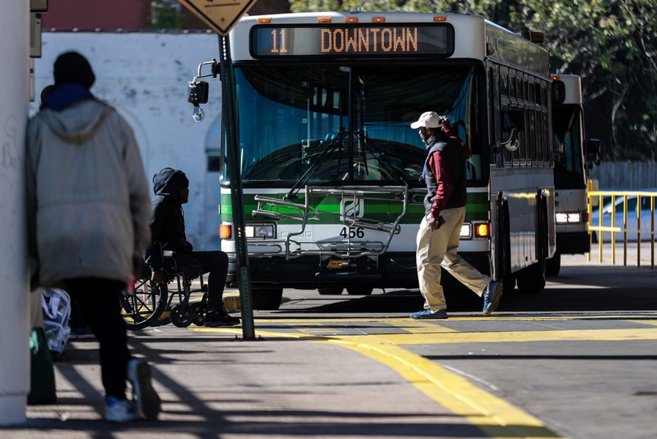 <strong>Buses arrive and leave from the Hudson Transit Center in Downtown Memphis Oct. 17, 2024.</strong> (Patrick Lantrip/The Daily Memphian)