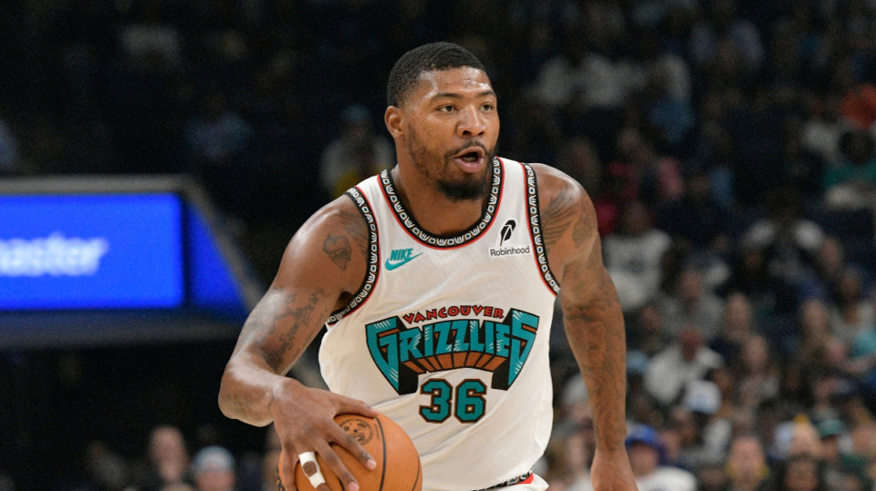 <strong>Memphis Grizzlies guard Marcus Smart (36) left Wednesday&rsquo;s game against the Brooklyn Nets after rolling his ankle.</strong> (Brandon Dill/AP file)