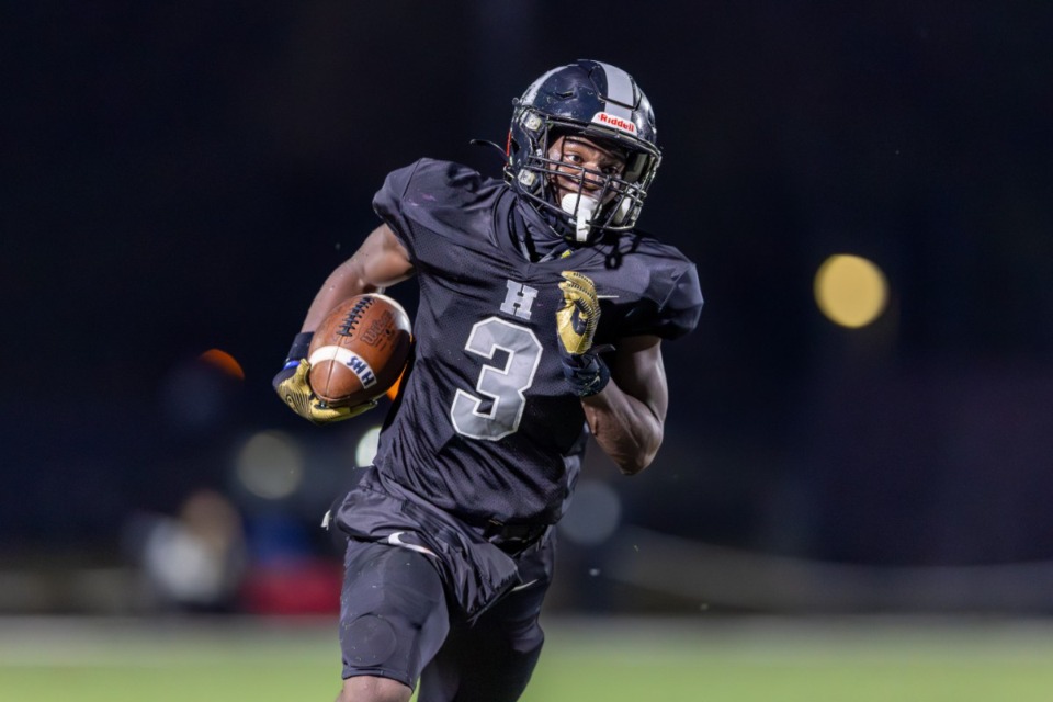 <strong>Ladeadrick James (3) of the Houston Mustangs runs with the ball for a touchdown, and the victory over Collierville, at Houston High School on Friday, Nov. 1, 2024.</strong> (Wes Hale/Special to the Daily Memphian)