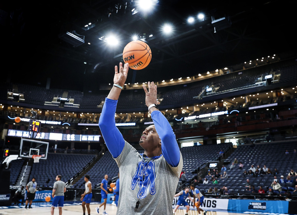 <strong>Memphis Tigers head coach Penny Hardaway at practice during media availability at the NCAA Tournament on March 16, 2023, in Columbus, Ohio.</strong> (Mark Weber/The Daily Memphian file)&nbsp;